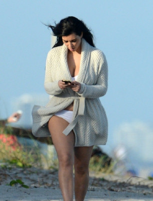 photo 23 in Kardashian gallery [id615716] 2013-03-20 00:00:00
