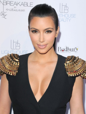 Kim Kardashian pic #381778