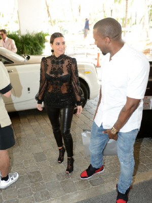 Kim Kardashian pic #579155