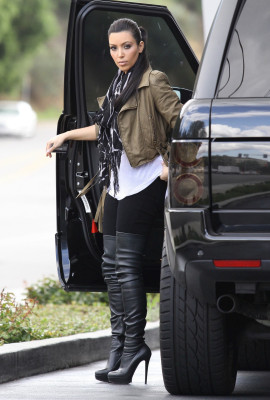 Kim Kardashian pic #377149