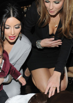 photo 5 in Kardashian gallery [id452972] 2012-01-20 00:00:00