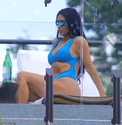 Kim Kardashian pic #1188192