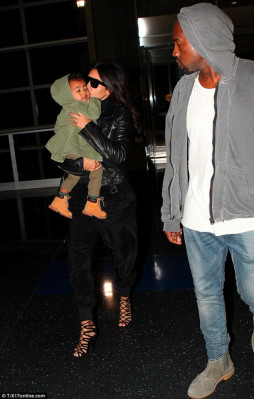 Kim Kardashian pic #759428