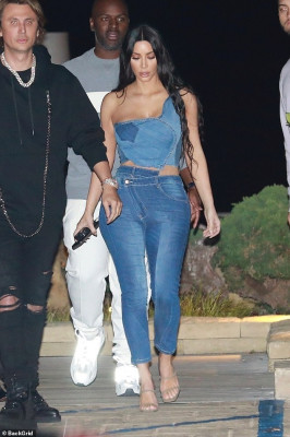 Kim Kardashian pic #1150679