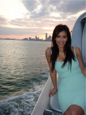 photo 16 in Kardashian gallery [id96452] 2008-06-09 00:00:00