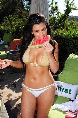 photo 27 in Kim Kardashian gallery [id179352] 2009-07-23 00:00:00