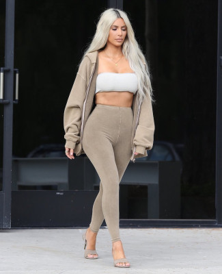 photo 15 in Kim Kardashian gallery [id1019097] 2017-12-06 00:00:00