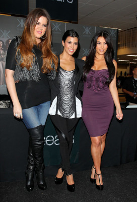 photo 8 in Kardashian gallery [id422507] 2011-09-26 00:00:00