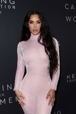 Kim Kardashian - Kering Hosts 2nd Annual Caring for Women in NY