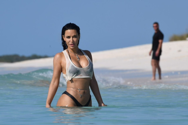 Kim Kardashian – Bikini Shoot Turks and Caicos, April 2024