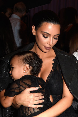 photo 23 in Kardashian gallery [id766178] 2014-10-19 00:00:00