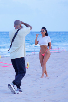 Kim Kardashian pic #1093326