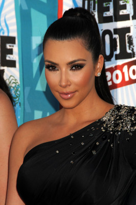 photo 11 in Kim Kardashian gallery [id448090] 2011-12-20 00:00:00