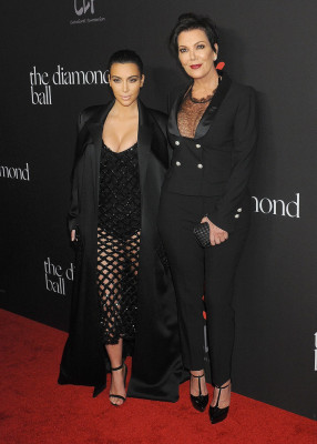 photo 23 in Kim Kardashian gallery [id780365] 2014-12-17 00:00:00