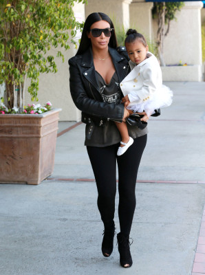 photo 28 in Kardashian gallery [id810412] 2015-06-03 00:00:00