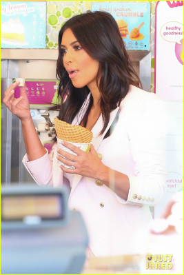 Kim Kardashian pic #758632