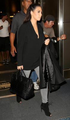 photo 11 in Kim Kardashian gallery [id608223] 2013-02-24 00:00:00