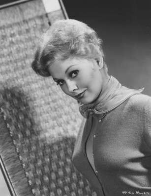 Kim Novak pic #395275