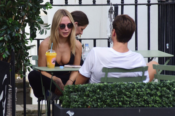 Kimberley Garner Playing Tennis – The King’s Road in London 08/06/2020