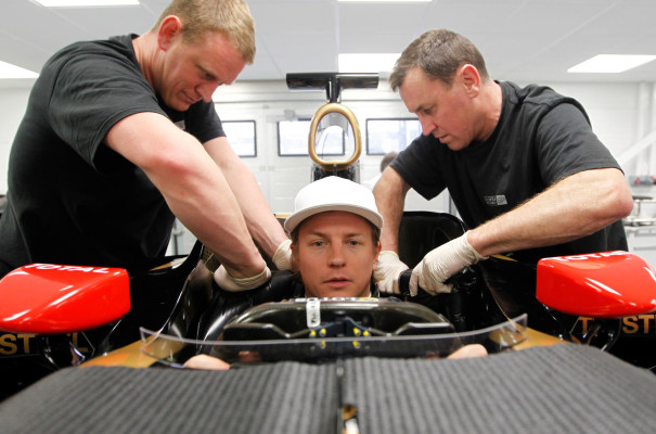 photo 18 in Kimi Raikkonen gallery [id499078] 2012-04-18 00:00:00