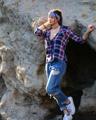 Kira Kosarin – Photoshoot December 2018
