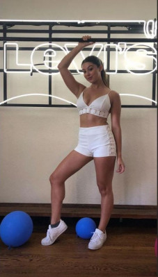 Kira Kosarin – Social Media