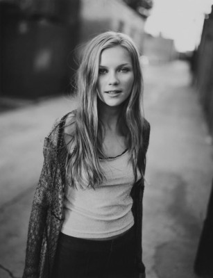 photo 4 in Kirsten Dunst gallery [id346302] 2011-01-24 00:00:00