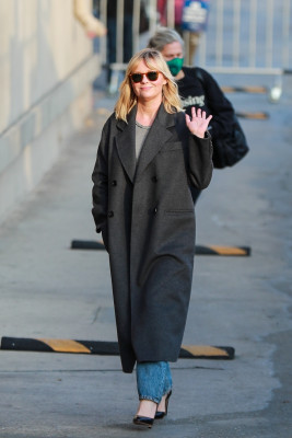 Kirsten Dunst - Los Angeles 11/16/2021