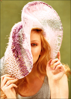 photo 16 in Kirsten Dunst gallery [id358295] 2011-02-15 00:00:00