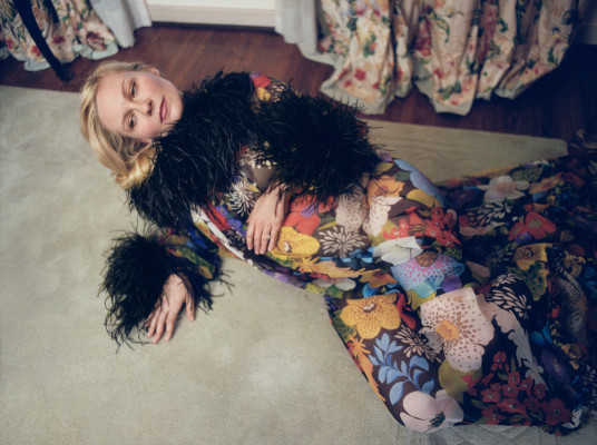 Kirsten Dunst by Zoe Ghertner for W Magazine // 2021