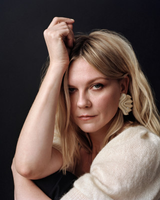 Kirsten Dunst by Sam Taylor-Johnson for The Cut (Dec 2021)