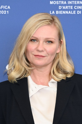 Kirsten Dunst - &#039;The Power Of The Dog&#039; Photocall in Venice 09/02/2021