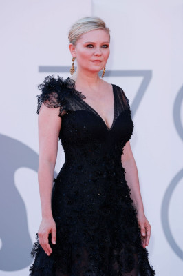 Kirsten Dunst - &#039;The Power Of The Dog&#039; Premiere in Venice 09/02/2021