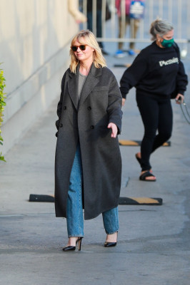 Kirsten Dunst - Los Angeles 11/16/2021
