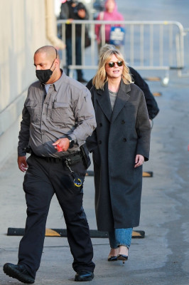 Kirsten Dunst - Los Angeles 11/16/2021