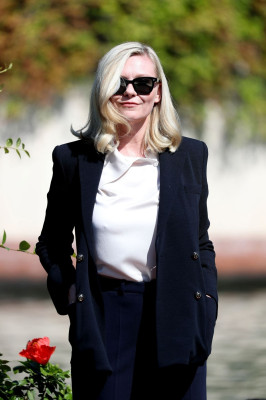 Kirsten Dunst - Arriving at Hotel Excelsior in Venice 09/02/2021
