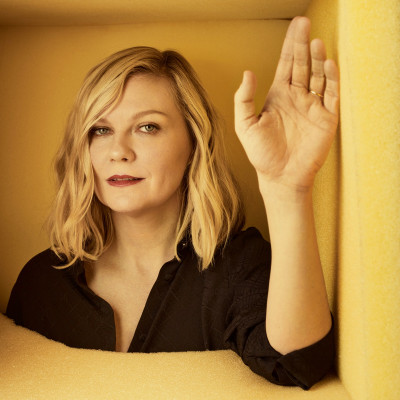 Kirsten Dunst by Peter Hapak for Vanity Fair (October 2021)
