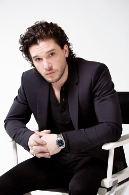 Kit Harington by Ricardo DeAratanha for Los Angeles Times 03/25/2015