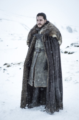 Kit Harington - Game Of Thrones (2019) 8x01 &#039;Winterfell&#039;