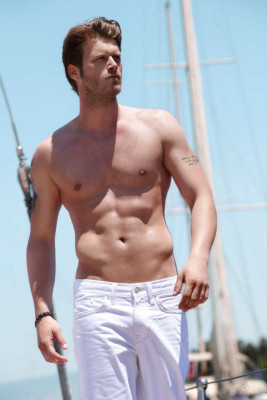 photo 7 in Kivanc Tatlitug gallery [id571331] 2012-10-15 00:00:00