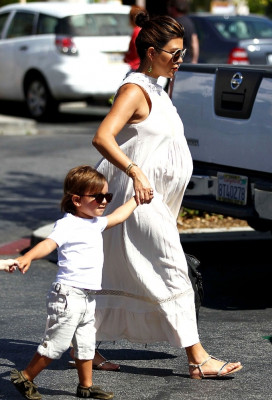 photo 20 in Kourtney Kardashian gallery [id516105] 2012-05-27 00:00:00
