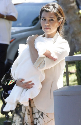photo 5 in Kourtney Kardashian gallery [id554794] 2012-09-02 00:00:00