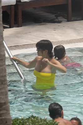 Kourtney Kardashian pic #653437