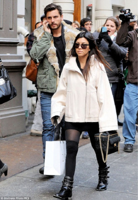 Kourtney Kardashian pic #691716