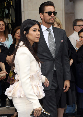 Kourtney Kardashian pic #733953