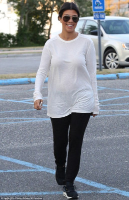 Kourtney Kardashian pic #746094
