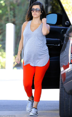 Kourtney Kardashian pic #766924