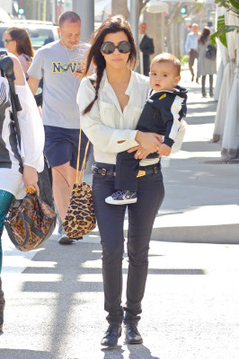 photo 26 in Kourtney Kardashian gallery [id450866] 2012-01-12 00:00:00