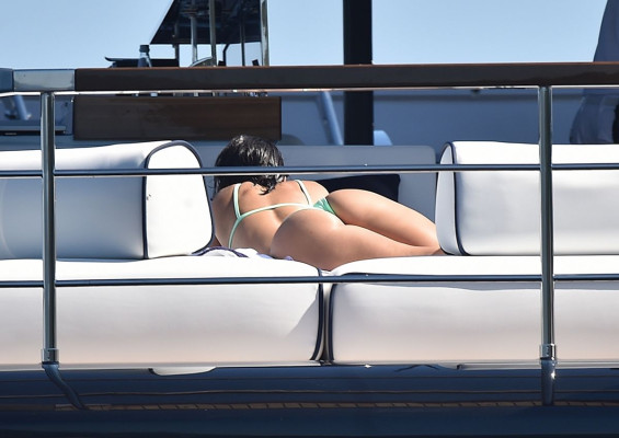 Kourtney Kardashian pic #1081929