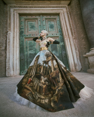 Kristen McMenamy ~ DOLCE &amp;amp; GABBANA ALTA MODA ROMA 2025 by Luigi &amp;amp; Iango